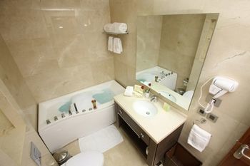 Heaven Hotel Jounieh Exterior photo